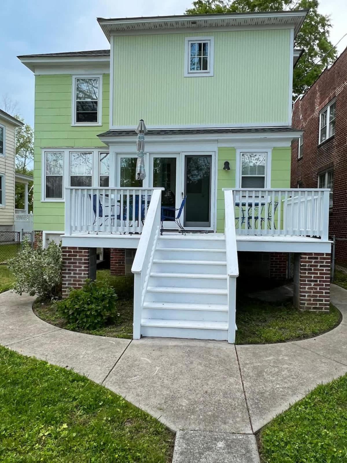 Key Lime Cottage Steps From Cape Charles Beach Exterior photo